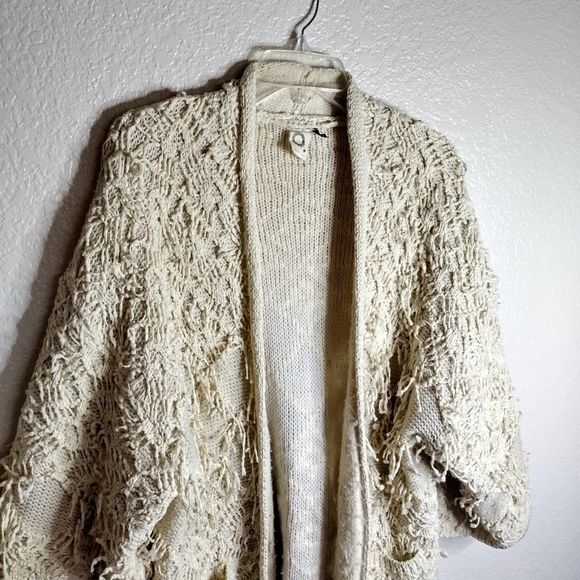 Anthropologie IONE textured Fringe Diamond Knit Open Front Cardigan Akemi + Kin - Picture 4 of 8